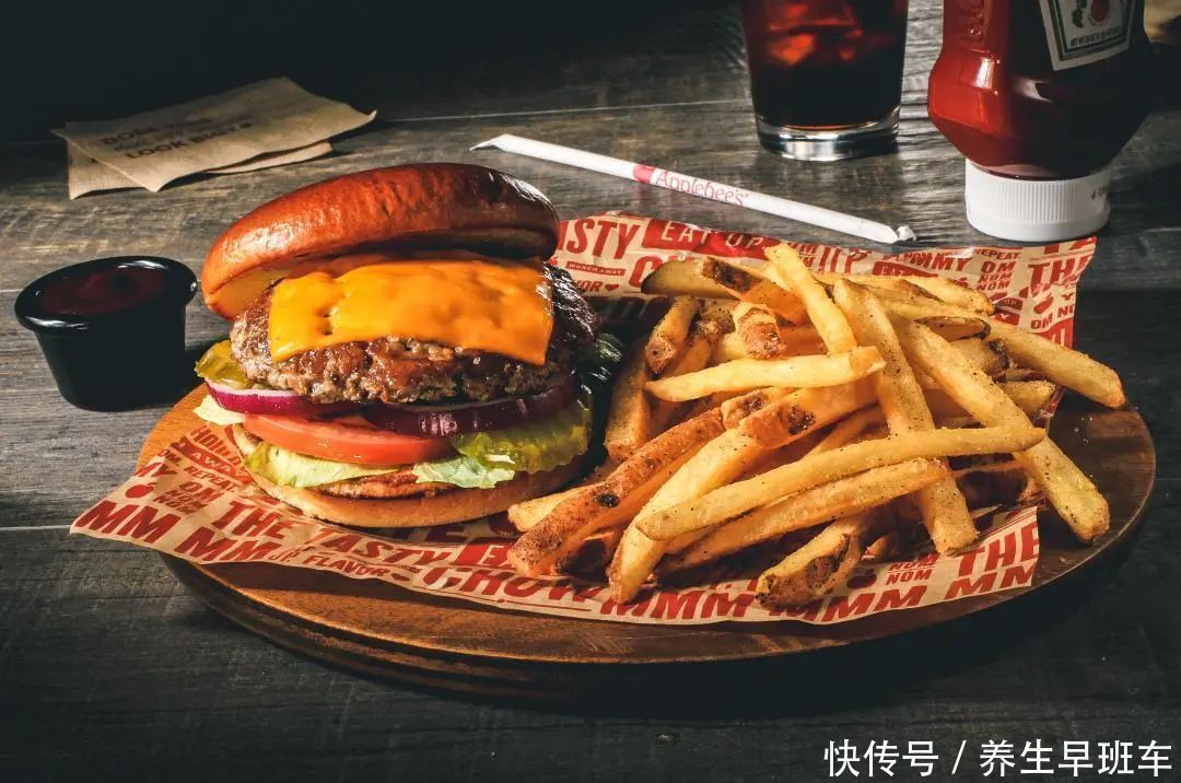 面包|多吃比高盐高油更可怕,有的国家已禁止食用!我们几乎天天在吃!