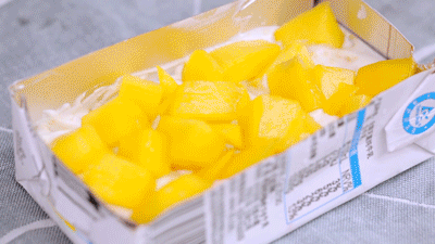 草莓酱|这道厚切酸奶糕，一上桌就被哄抢一空