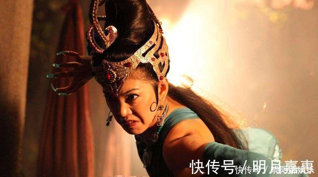 西游记中&西游记中有个妖怪,非常美丽,看似柔弱却心比天高,连观音都怕它