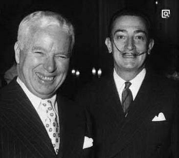 珍珠王是如何让黑珍珠在在钻石、红宝石的映衬下,熠熠生辉的