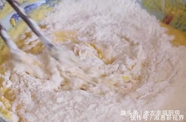 老左|玉米面这样做真好吃，不用一滴油，降脂降压，越嚼越香，上桌就光