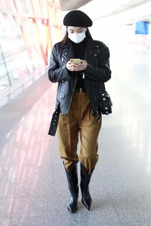 今年最火的“及膝靴”，配裤子、裙子都很美，真是时髦百搭又显高