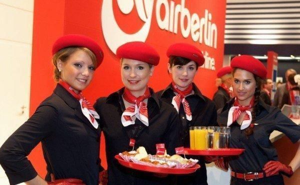 老年|世界各国空姐你都见过哪些国家的最喜欢哪个航空的空姐!