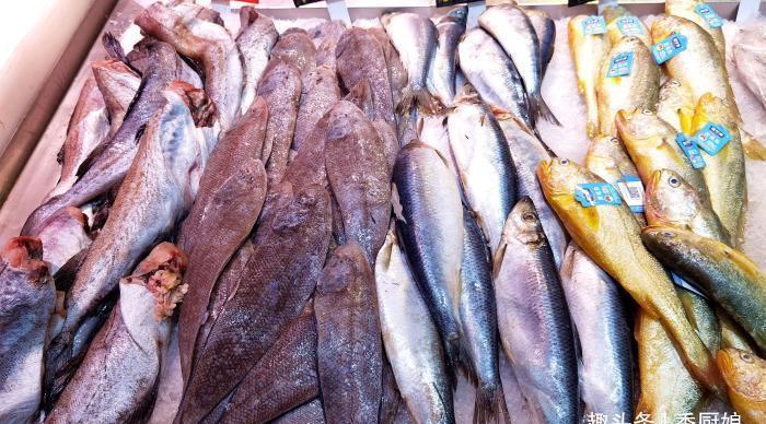 鱼肉|比目鱼肉嫩刺少,富含脑黄金,孩子常吃聪明视力好,清蒸最美味