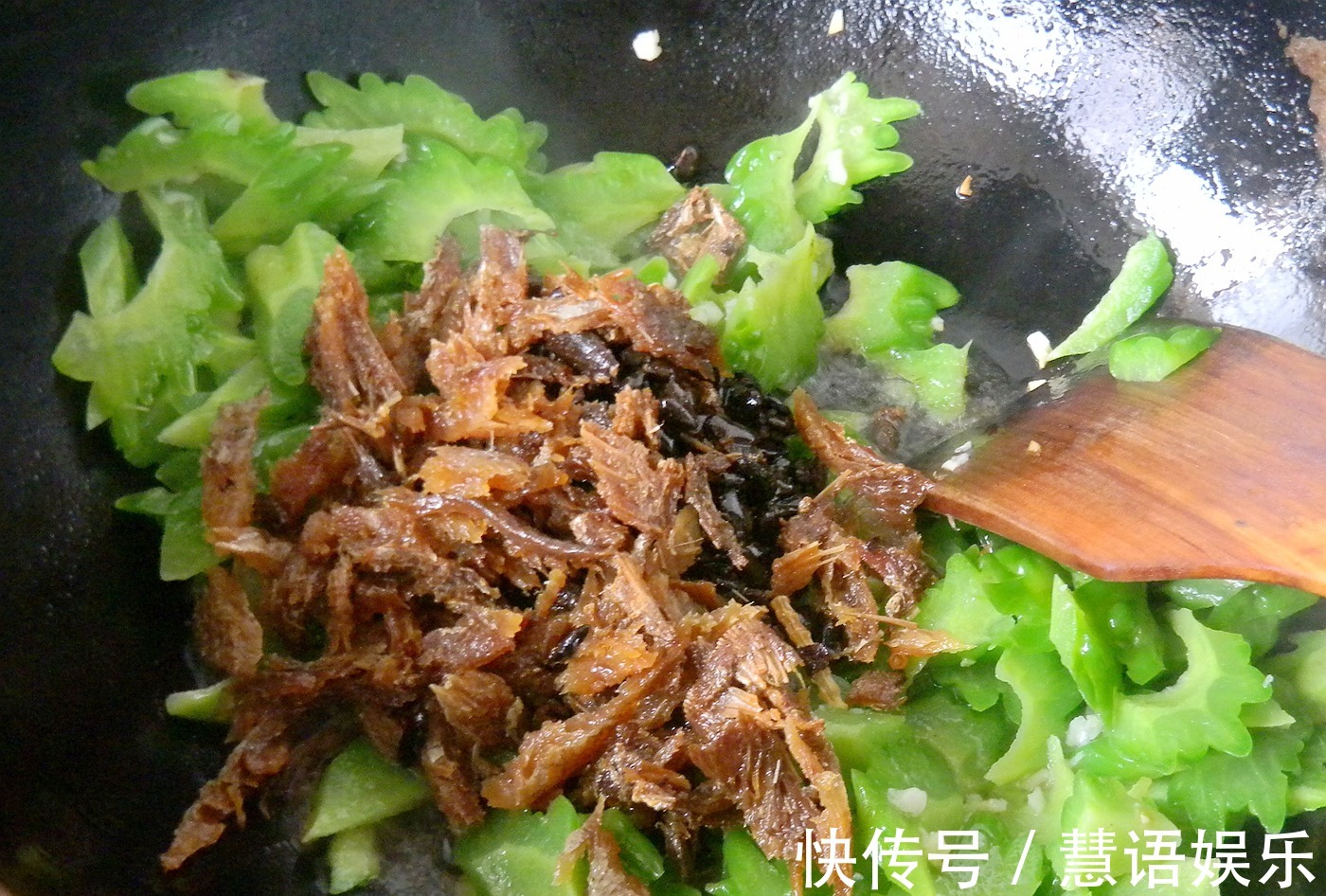 降血糖|此菜糖尿病人要多吃,被称为植物胰岛素,解毒降血糖,现在吃不晚