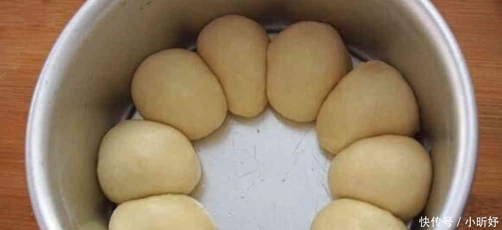 面包不一定是烤出来的,还能直接蒸出来,全程一个小时就可以搞定