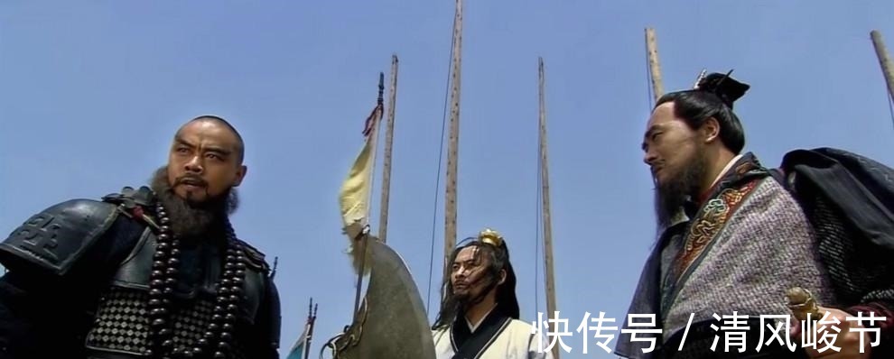 夏侯成&鲁智深武松李逵看起来一样悍勇无畏，但是这一战，却把他们打得现了原形