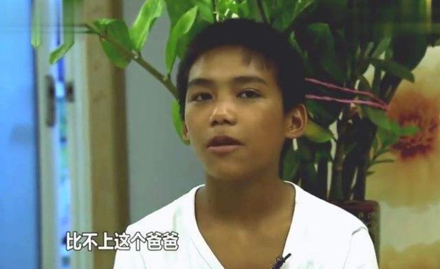 参加“变形记”后的农村男孩,后来怎么样了?网友唏嘘:孩子毁了