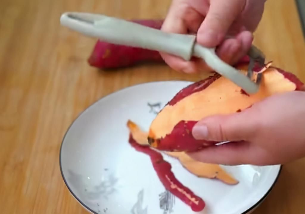 红薯新吃法,不加面粉不加水,外酥里糯,香甜好吃,孩子们的最爱