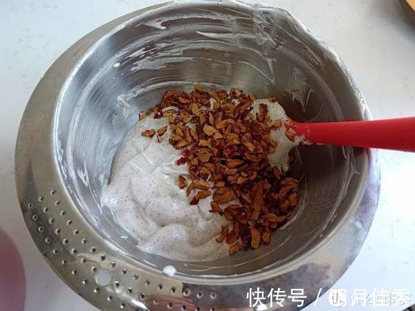 蛋糕粉|太香了！自从学会做枣糕，天天吃不厌，10斤红枣几天就见底