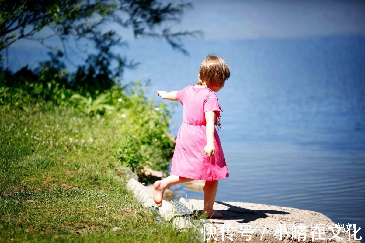 大姨|空调开26度最好家长弄错了,26度并非最佳温,这样吹孩子才健康