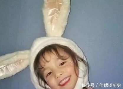 岁数|女孩子几岁来“大姨妈”算健康?医生:别慌,这岁数“刚刚好”!