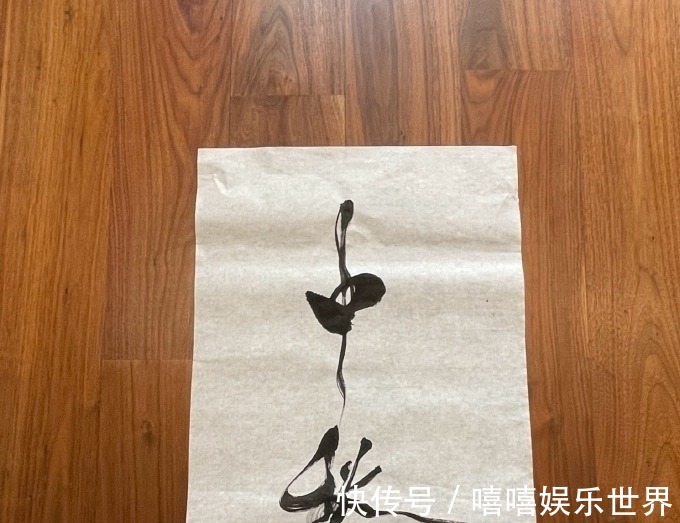 书法$郭富城书法不输专业书友,笔法很有特色,结字也独具一格