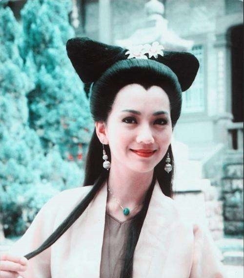 a1732|雷峰塔下真有白娘子吗,考古专家打开后,真相大白