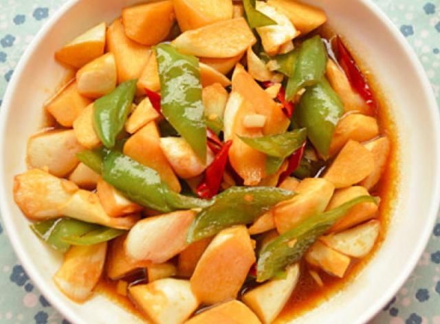 红烧茭白|茭白学会这样做，不放肉比吃肉还香，鲜美浓郁，好吃得放不下筷子