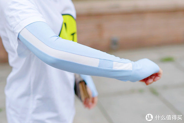 冰袖|防晒的同时还能有凉感？真人实测3款蕉内冷防晒装备，用科学数据给你答案！