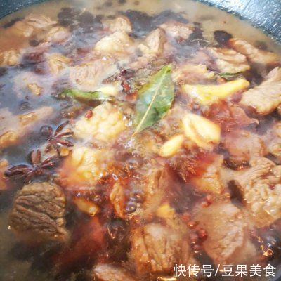 减脂|营养和美味，都在这道#一周减脂不重样#红焖牛腩里