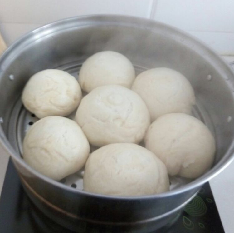 发酵|蒸馒头别再傻傻放酵母,只需加一瓶“饮料”不仅馒头更白,还更香