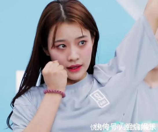 頂級流量|青你2選手太“敷衍”氣的Lisa冷臉暫停錄制，別給節(jié)目組丟臉了