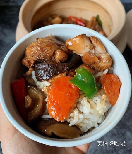 冬天鸡肉应该这样吃,营养均衡,香菇味道浓郁,搭配一起美味可口