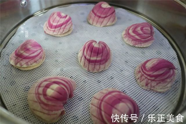 晚上蒸一锅,早餐热一下就上桌,又软又甜,大人省事孩子喜欢