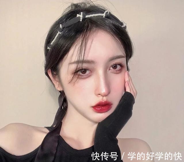 赵露思 时尚圈真是个轮回!盘点今年流行的“土味发饰”,没想到还真好看!