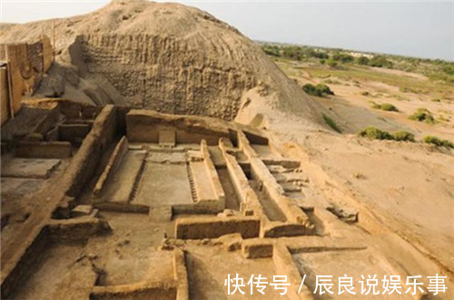 山海经@秘鲁发现一女神像,上刻“武当”二字,难道《山海经》所言非虚?