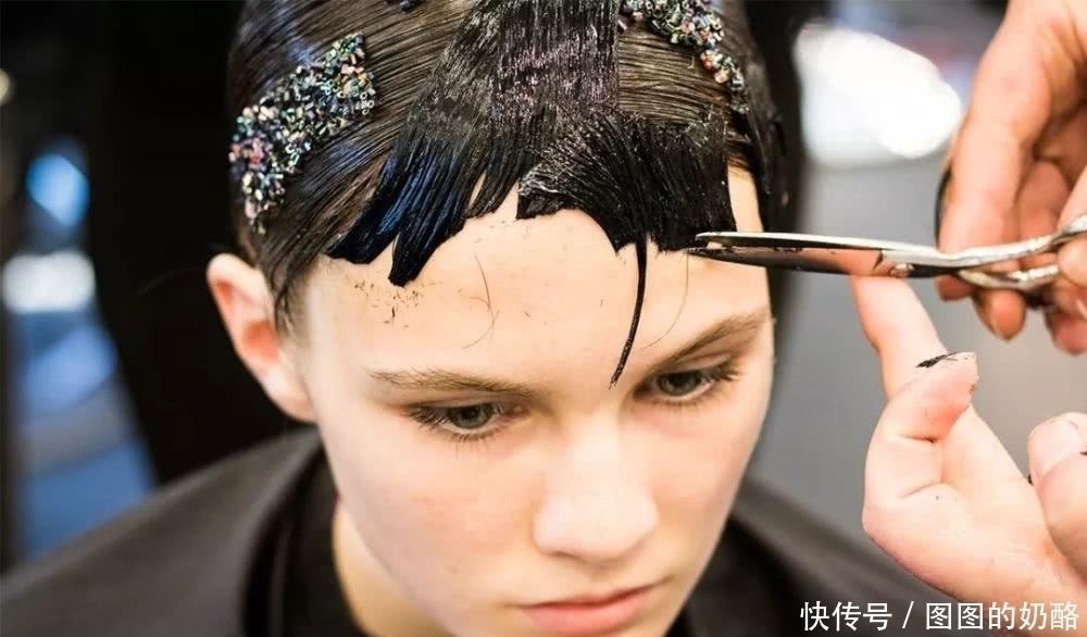 女人|去理发店剪头发,女人最好别说这“三句话”,尤其是最后一句!