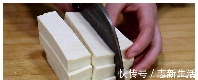 食用盐|大厨教你这样做红烧豆腐,咸香适口,超级下饭,全家都喜欢!