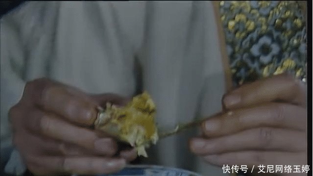 蟹八|红楼梦:甄士隐中秋宴请贾雨村,吃蟹时有谁注意到这东西?