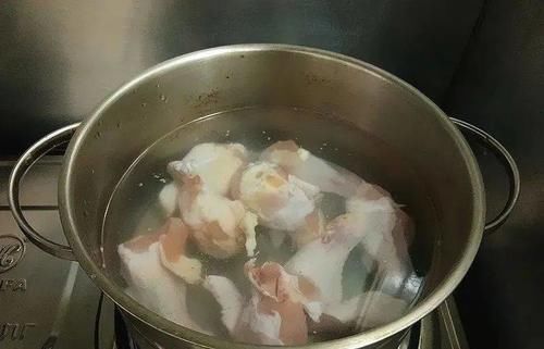  红糖鸡翅根：真的秒杀炸鸡翅，好吃到吮指