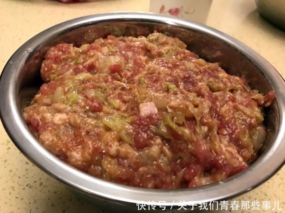 不管拌啥饺子馅,记住3放3不放,保证鲜嫩多汁,饱满油润,特别香