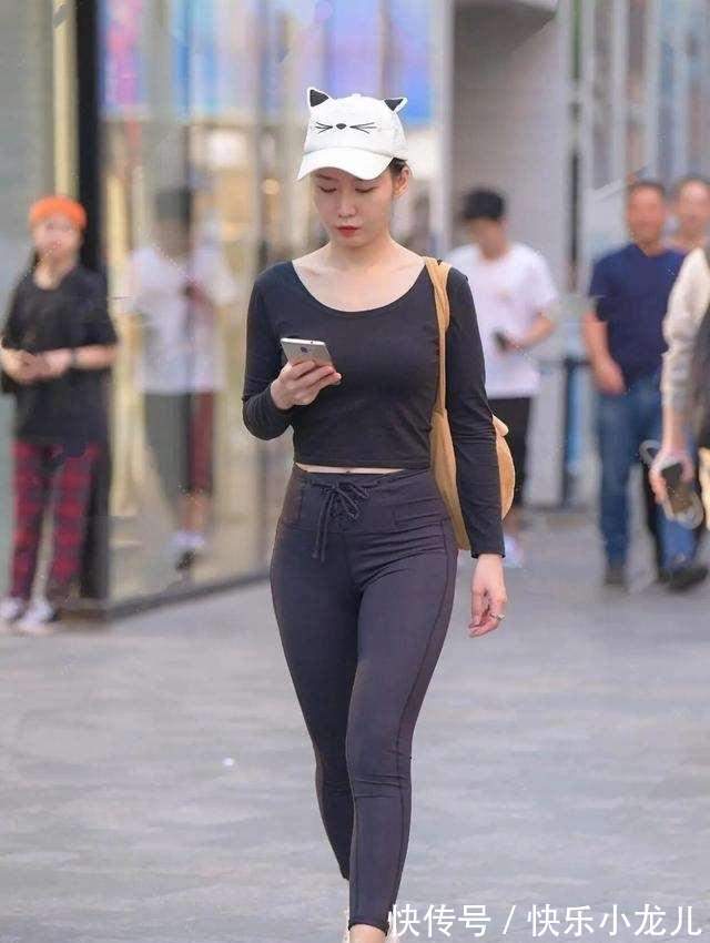 休闲 个性十足的打底裤更显街头休闲风格,美出自己的风格,靓丽十足