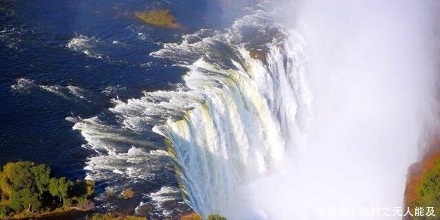 奇闻！世界上有个魔鬼游泳池，每个游过的人都感觉像死过一回