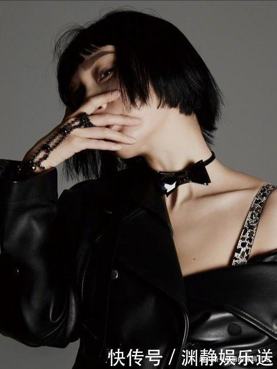 女人不管奔几，尽量少戴这5种“饰品”，显廉价没气质还很掉价