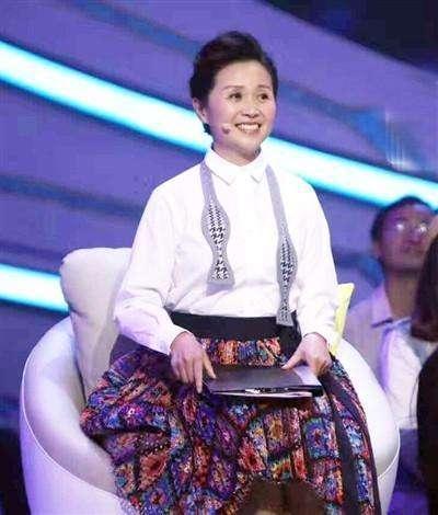 黄菡|黄菡离开《非诚勿扰》时,那只有9句话的演讲,却影响了无数人