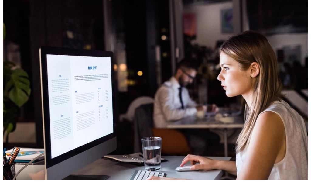 骨质疏松|45岁女士“内卷”10年，累到瘫痪，医生怒斥：“内卷”害人不浅