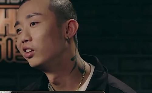 陈小春|GAI,是你飘了,还是以为山鸡哥拿不动刀了?