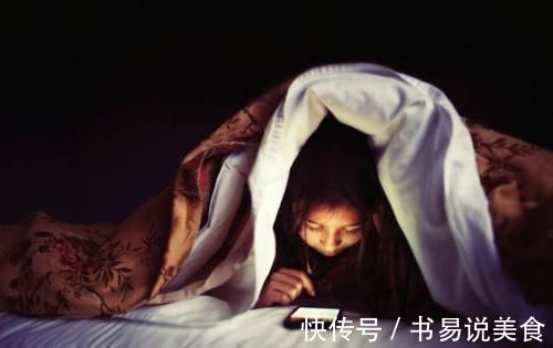 对手机|5岁男童长期玩手机,黑眼珠逐渐“消失”,医生很难恢复