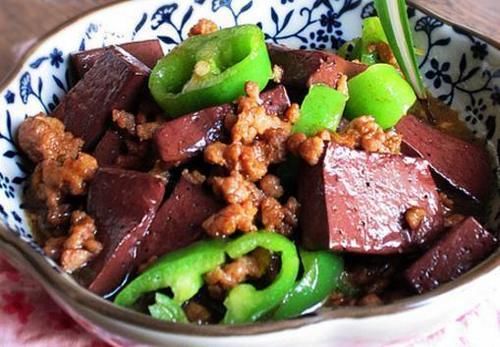 豆角|美食精选:肉末豆角,黄瓜炒肉片,沙棘冬瓜球,肉末尖椒烩猪血的做法