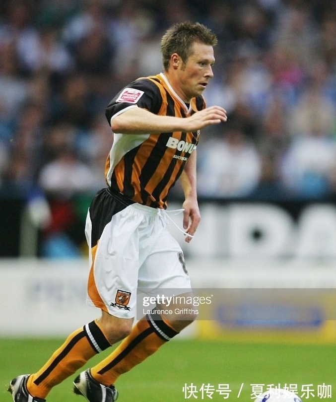 世界杯 世界第二大球鞋生产商,王牌设计师被挖走后,仅用四年彻底沦落