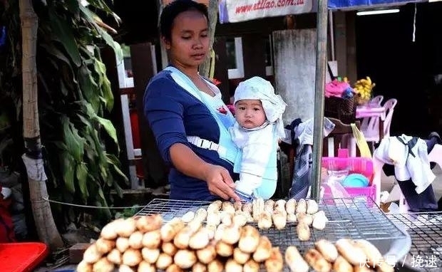 老挝街头的生活百态：街道干净，物质匮乏但人民很幸福满足！