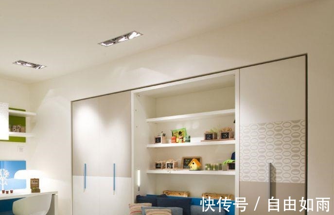 书房|老公硬要在书房装“隐形床”,完工我愣了,这种设计第一次见!