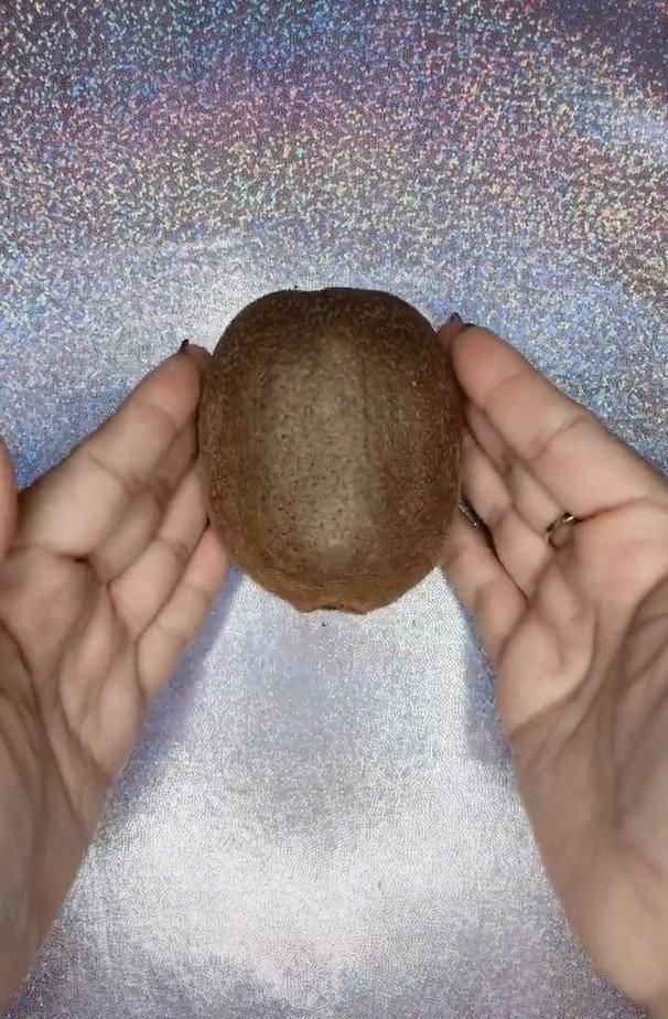 达人|化妆达人遇上猕猴桃,顺手化了个妆,让人耳目一新