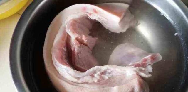 不管炖什么肉,过程中万万多加一点“它”,肉质香嫩又入味