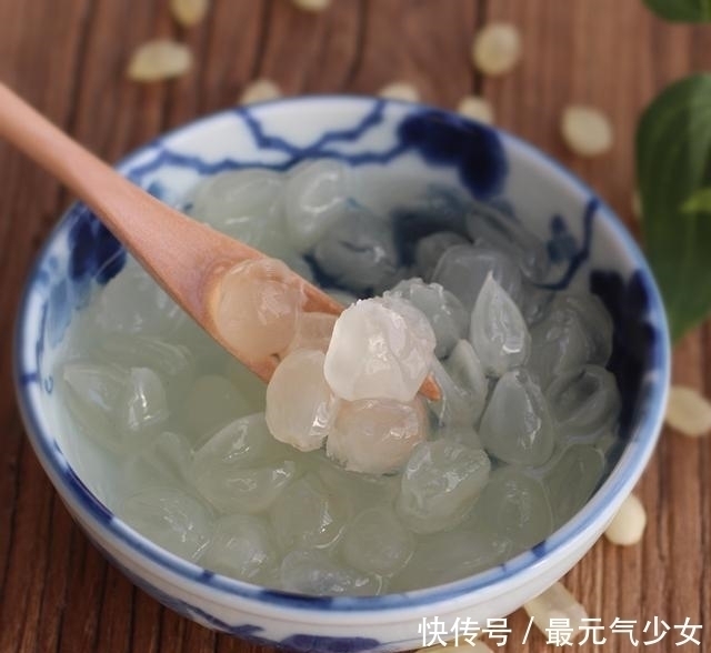 女人千万别嫌弃它丑！每天吃一点，皮肤细腻更有弹性