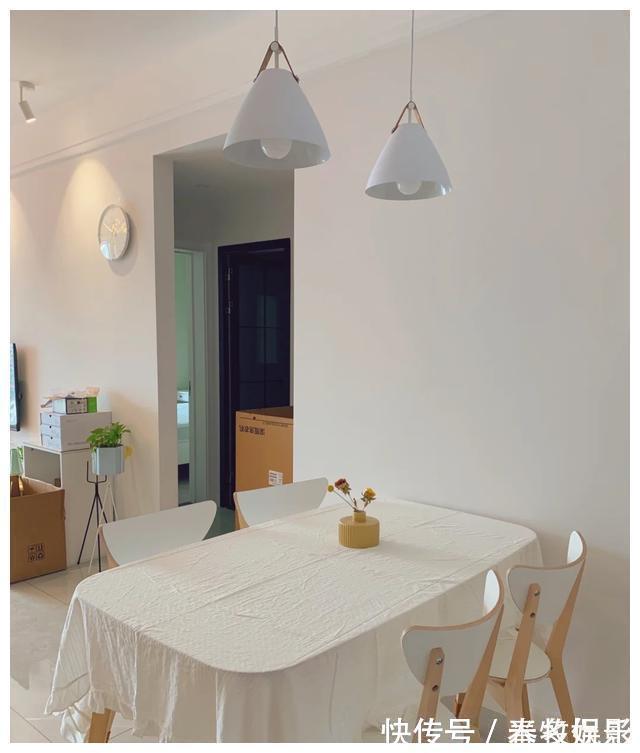 背景墙|她家80平米,还没入住就吸引了一帮邻居参观,简洁大方,太舒服了