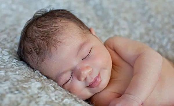 对策|超全15个新生儿常见问题及护理对策总结,新手爸妈速速收藏!