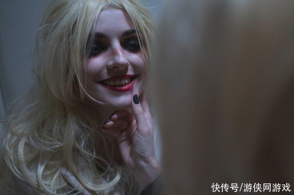 coser|腿控福利！俄妹COS小丑女：精分哈莉·奎茵的种种蜕变