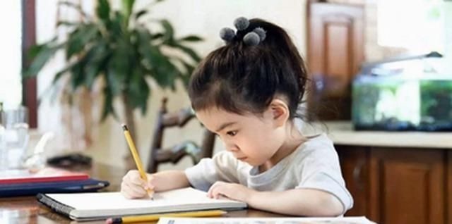 孩子|将来能挣大钱的孩子,从小就有5个特征,跟成绩好坏无关